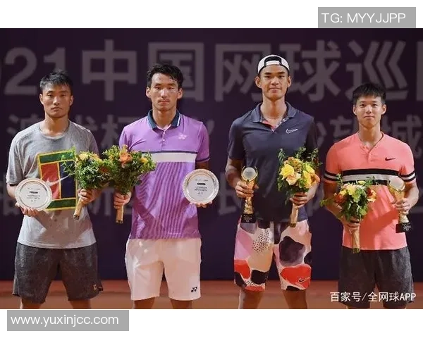 南京网球队与广州网球队赛后复盘分析灵活性表现与战术对比 南京网球队与广州网球队赛后复盘分析灵活性表现与战术对比