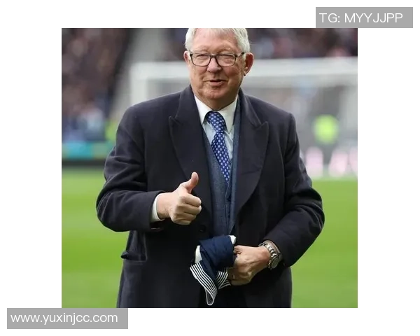 谦逊的足球明星背后的故事与成就解析 谦逊的足球明星背后的故事与成就解析